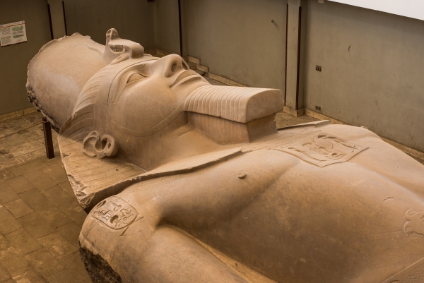 Ramzes II, Memfis