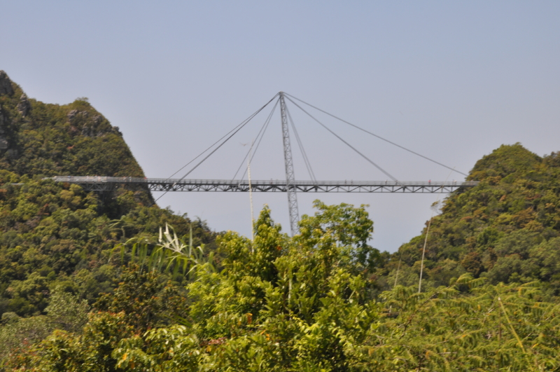 Cesta na Langkawi, most Sky Bridge, fotka z jeho úrovne zo strednej stanice