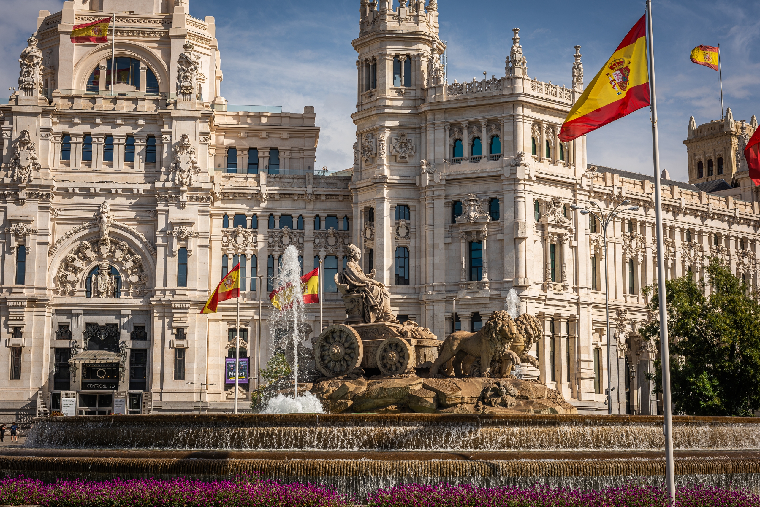 čo vidieť v Madride - pohľad na fontánu Cibeles