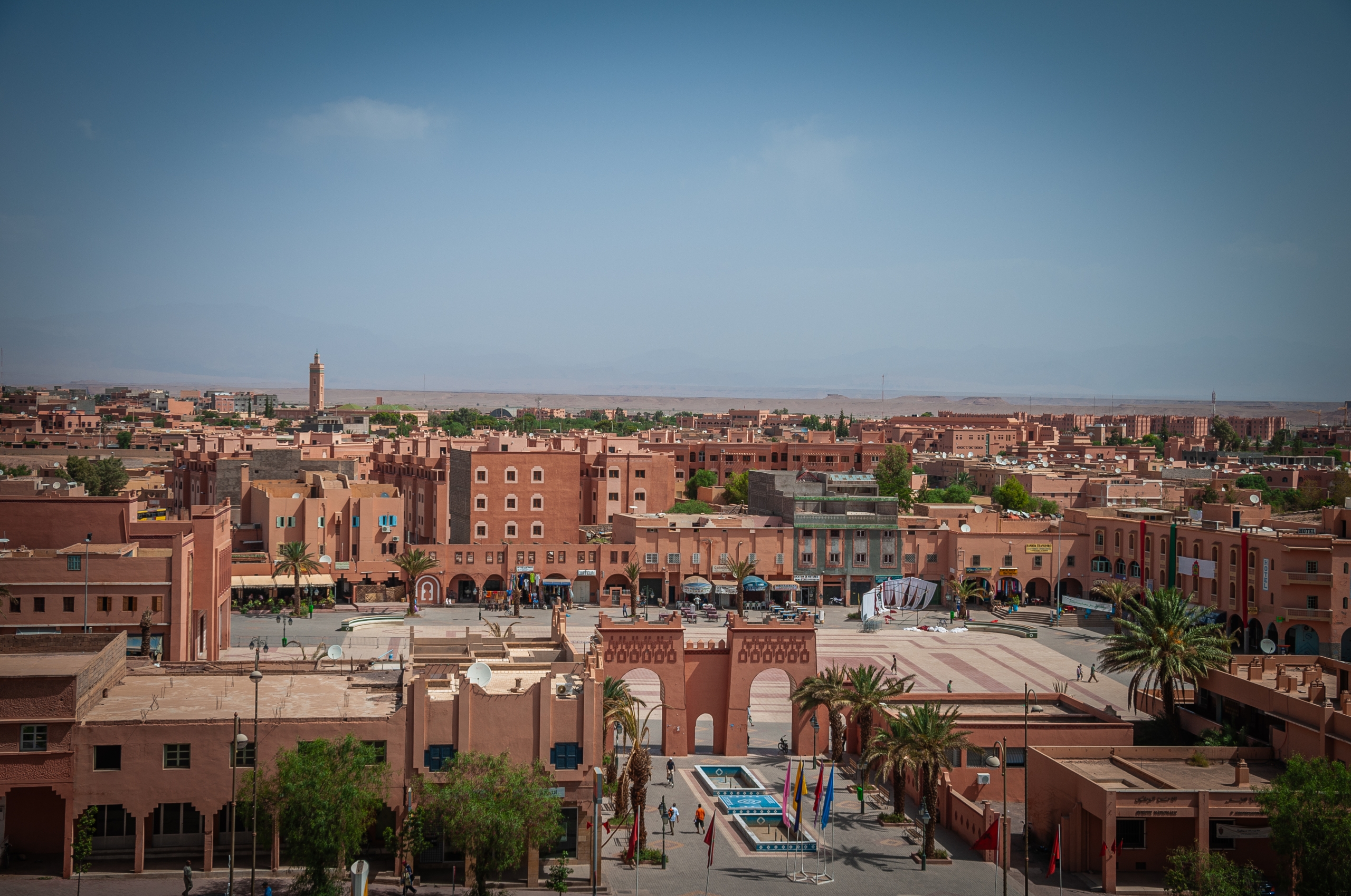 Cez Vysoký Atlas do mesta Ouarzazate - pohľad z citadely na mesto Ouarzazate