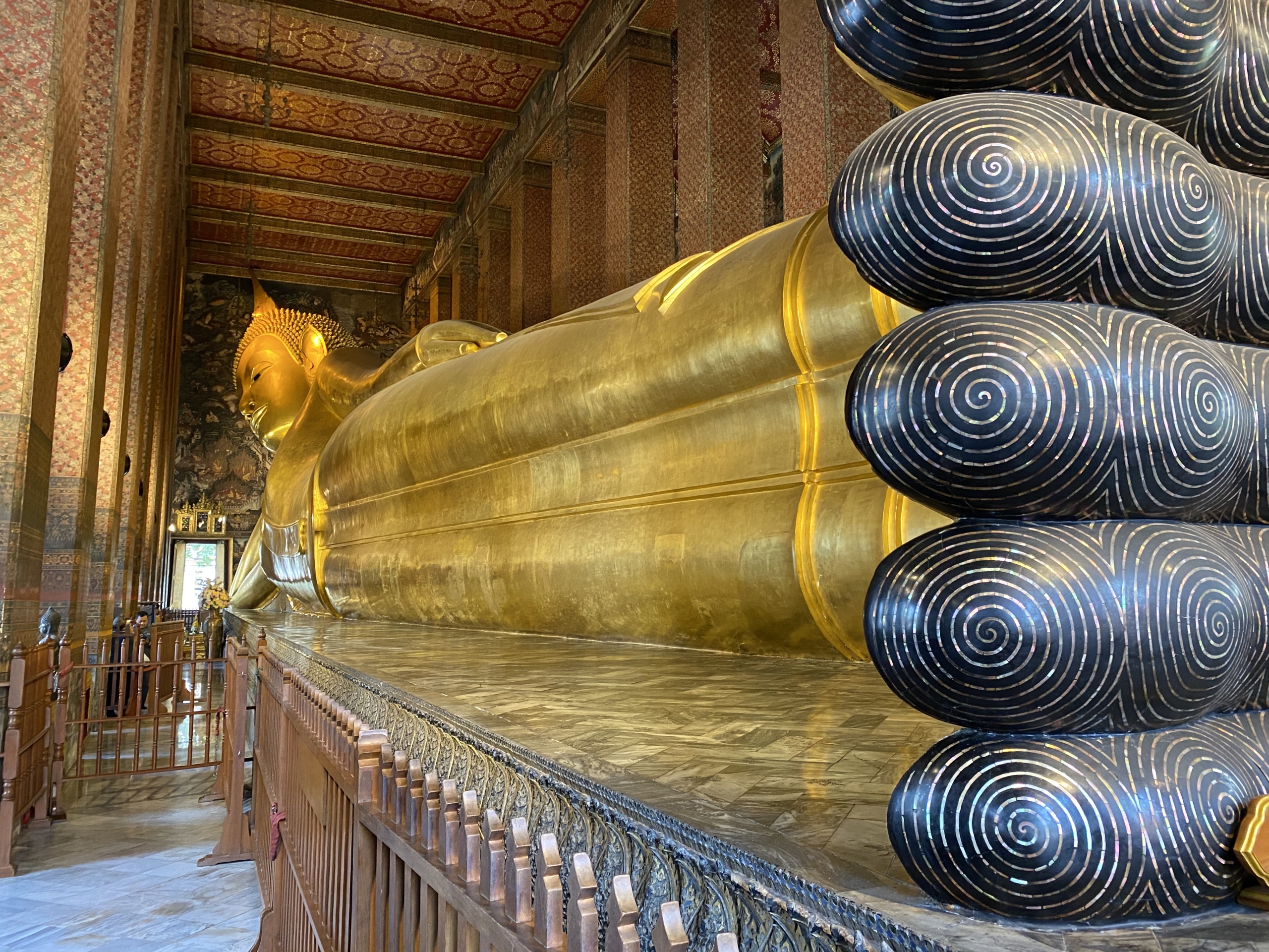 Itinerár na 14 dní po Thajsku - Zlatý ležiaci Buddha s dlhými nohami